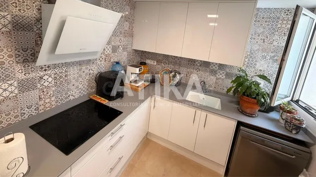 PISO REFORMADO EN VENTA EN PLENO CENTRO DE LA CIUDAD - ONTIN - foto 4