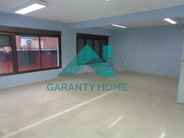 Se alquila o se vende despacho de 150m. en el centro - foto 5