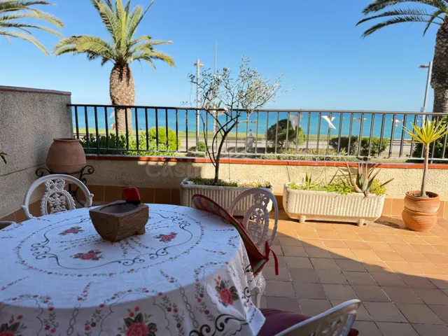 Primera línea de mar en Torre Valentina – Vistas espectacula