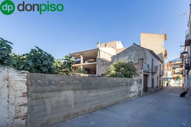 CASA CON TERRENO EN DURCAL — 30