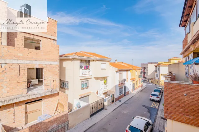 Piso 2 habitaciones 75m² en venta - A la Salida de las Gabias — 35
