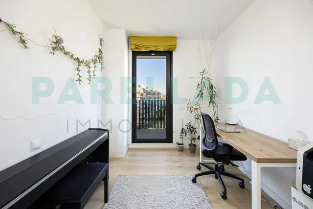 Precioso Ático de obra seminueva  con 2 plazas de aparcamiento y 2 trasteros incluidos — 11