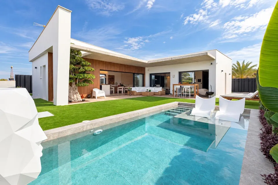 Chalet con parcela privada y piscina en La Quinta, Molina de Segura