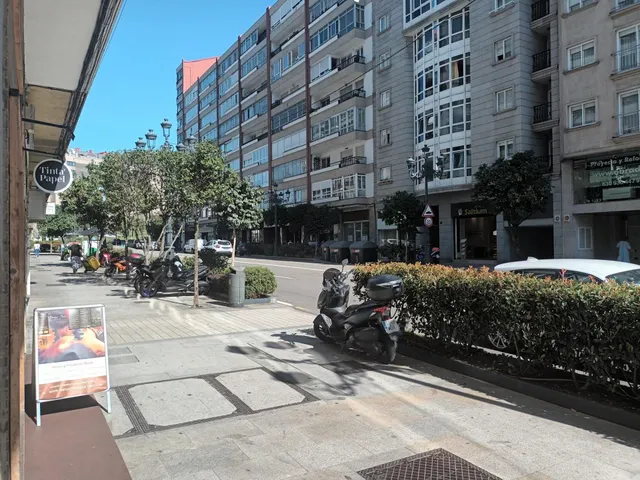 Inversión en García Barbón: Entresuelo exterior — 10