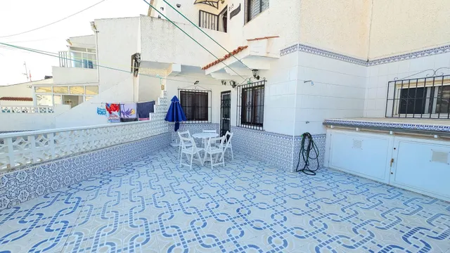 Bungalow de 2 dormitorios con jardín privado — 6