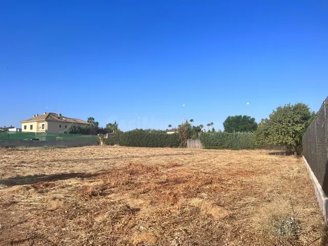 PARCELA DE 1.000M2 EN URBANIZACION PRIVADA - GOLF GUADIANA