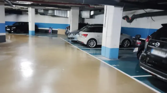 Parking 10m² en alquiler - Eixample — 3