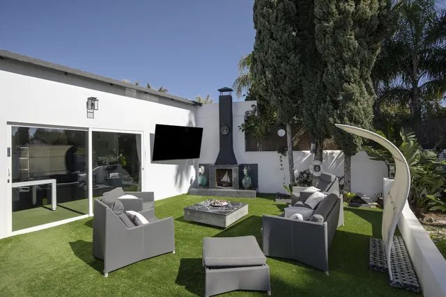 Chalet 5 habitaciones 400m² en venta - Costa Del Sol — 24