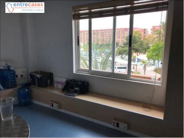 OFICINA EN FUNCIONAMIENTO EN EL CENTRO DE PUERTO DE SAGUNTO — 10