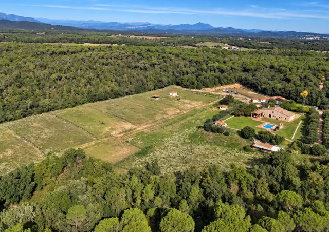 Exclusiva finca ecuestre rodeada de naturaleza, con máxima p - foto 5