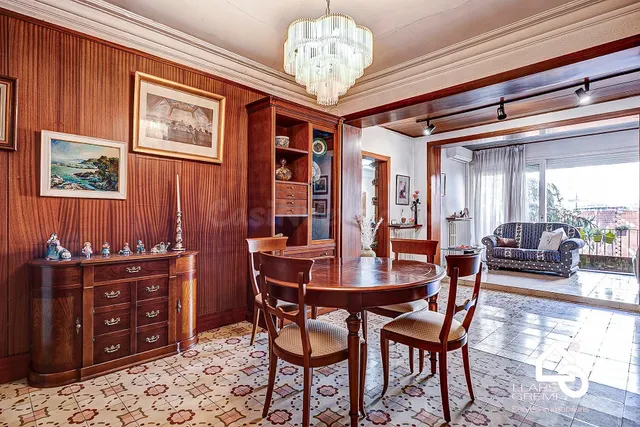 VENTA CASA EN IGUALADA ZONA CENTRO TERRAZA, GARAJE Y JARDÍN! - foto 3