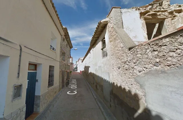 Se vende casa adosada en Jesus Lanaja (Huesca). - foto 2