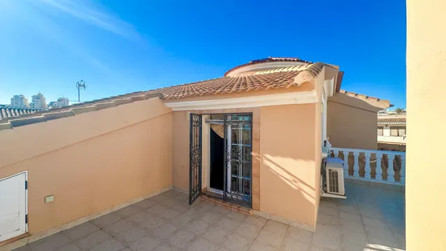 Villa 6 habitaciones 290m² en venta - Torre la mata — 42