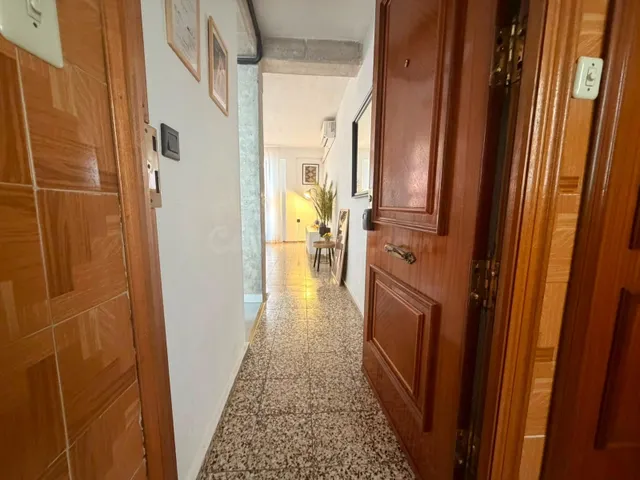 PISO EN PLENA AVENIDA DE CADIZ CON LICENCIA TURISTICA - foto 2