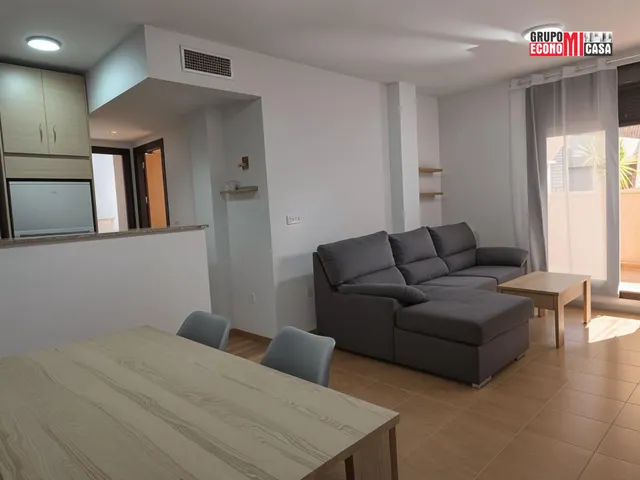 ¡Oportunidad en Águilas. Murcia! 2 dormitorios, gran terraza, piscina  comunitaria y garaje. — 7