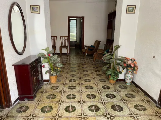 AMPLIA CASA CON EXCELENTE ubicación!!!! OPORTUNIDAD UNICA PO