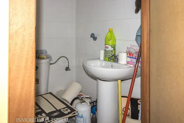 ¡Oportunidad única! Local comercial en Pontevedra - foto 5