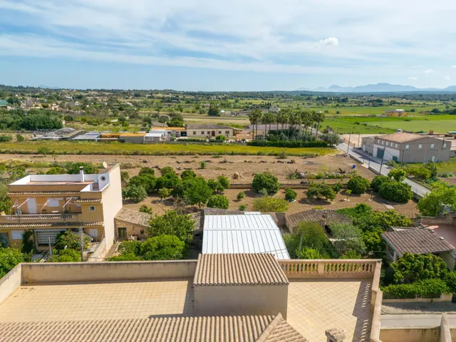 Edificio en María de la Salud en construcción. — 15