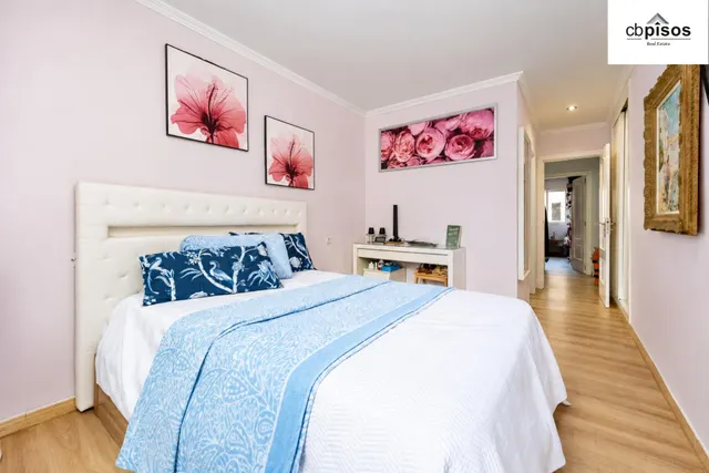 Piso de 110 m2 con 3 dormitorios, parking y trastero en cas capiscol — 8