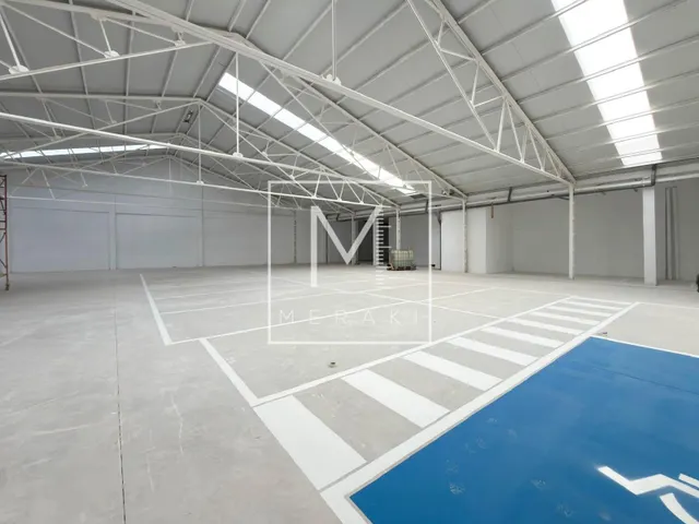 VENTA DE PLAZAS DE GARAJE EN EL BARRIO DE LA INDUSTRIA — 6