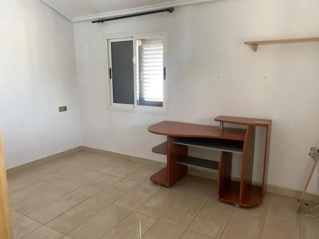 Triplex semi adosado en la tranquila Urbanización Rocajuna — 17
