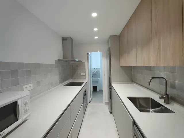 Piso alquiler Avda Madrid, Granada centro. — 19