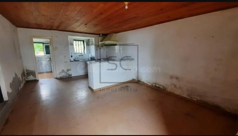 Casa de piedra para reformar en Serantes, Ferrol