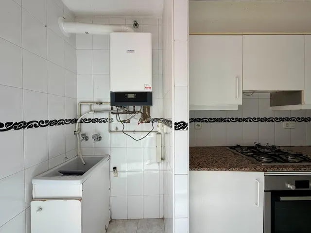 ¡EN EXCLUSIVA! Planta baja de 4 habitaciones con una espectacular terraza de casi 300 m2 en el centro de Montornès del Vallès. — 13