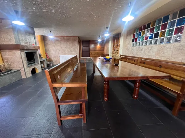 CHALET INDIVIDUAL CON PISCINA PRIVADA EN ERAS DE RENUEVA — 28