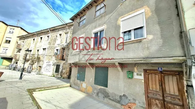 CASA PARA REFORMAR EN EL CENTRO DE RAMALES DE LA VICTORIA. — 5