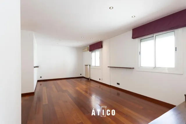 Ático con terraza privada en L'Antiga Esquerra de l'Eixample de Barcelona — 18