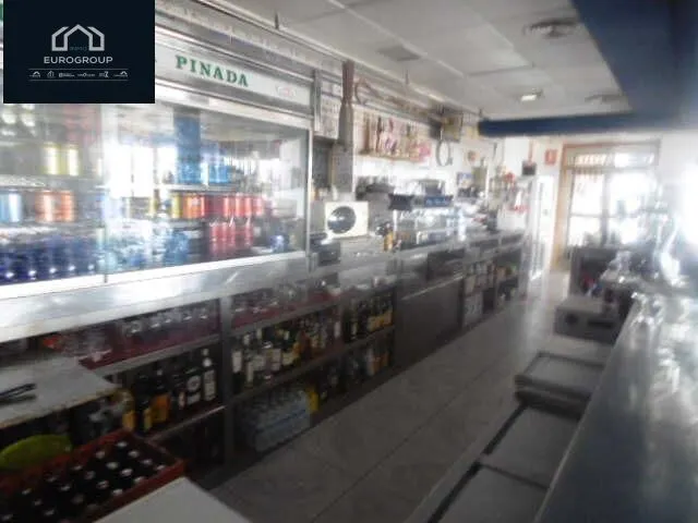 Se vende Hotel de 2 Estrellas , con 20 habitaciones en Murcia .www.euroloix.com — 31