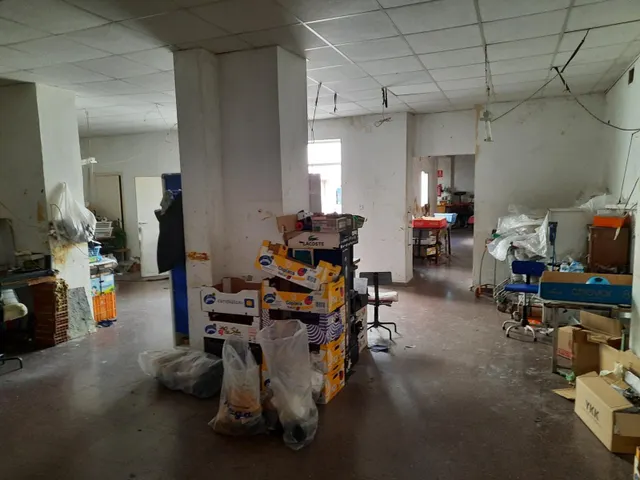 VIVIENDA EL PRIMERA PLANTA CON LOCAL INDEPENDIENTE EN PLANTA BAJA — 7