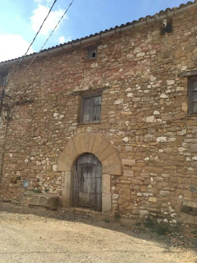 Gran casa de pueblo de piedra en Albarca- Cornudella de Mont - foto 3