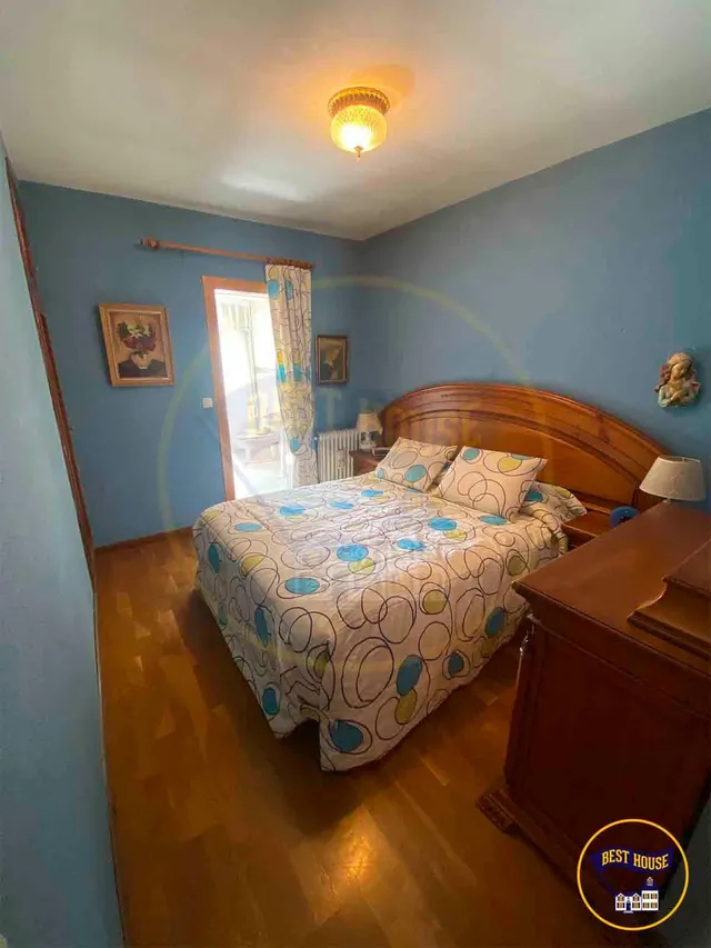 PISO EN VENTA EN PLENO CENTRO DE CUENCA — 40