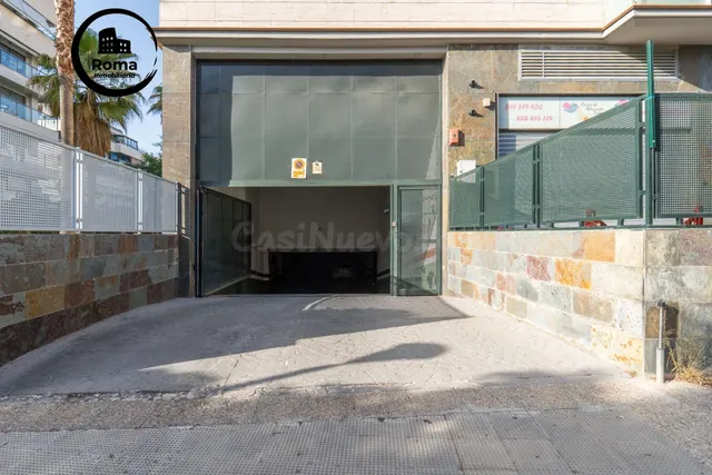 Se vende plaza de garaje en Parque Lagos cerca de Carrefour — 4