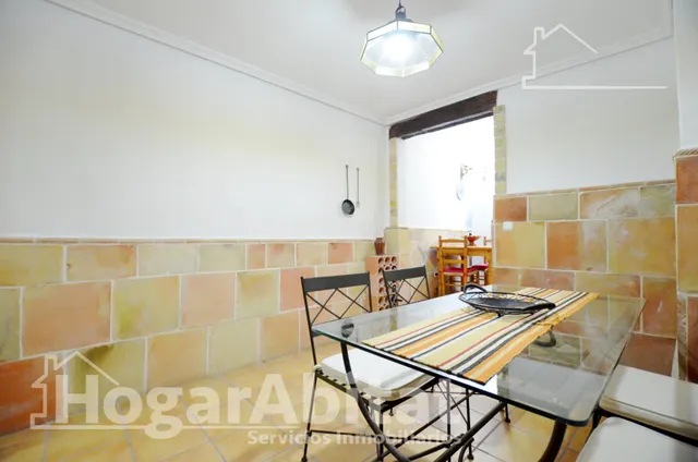 AMPLIA CASA  REFORMADA ESQUNERA CON TERRAZA Y BARBACOA — 31
