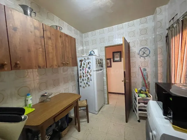 HOSTAL CON RESTAURANTE Y DOS VIVIENDAS EN PLENO CENTRO DE MO - foto 3