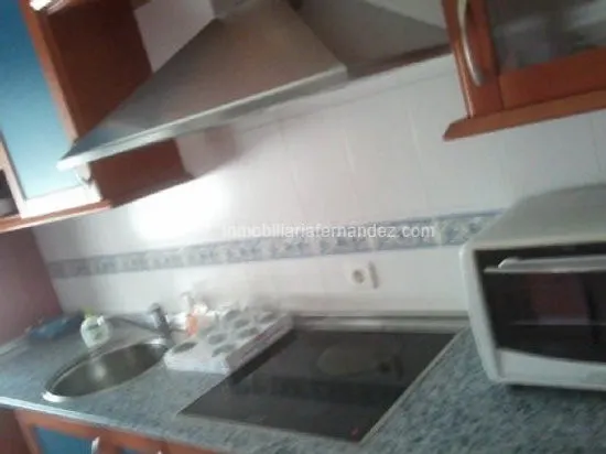 Gran piso con garaje - foto 4