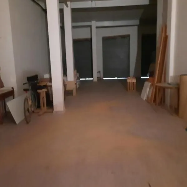 Local comercial — 4