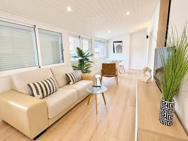Alquiler de temporada | Vivienda reformada de dos alturas co - foto 4