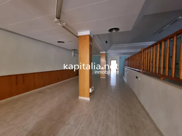 Local a la venta en Ontinyent — 2