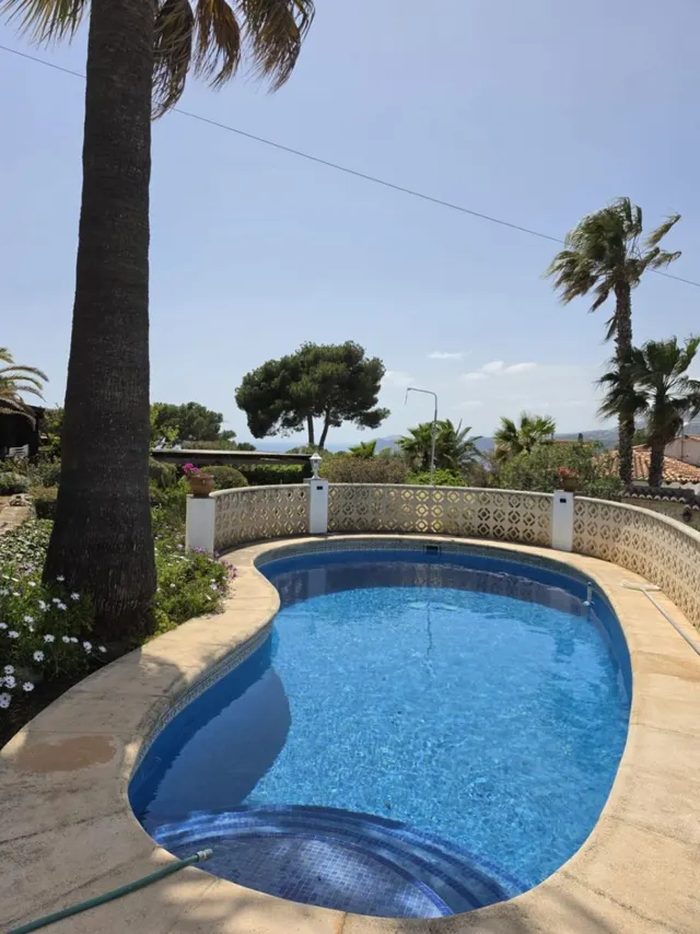 Encantadora villa en la prestigiosa zona de Balcón al Mar, Jávea — 48