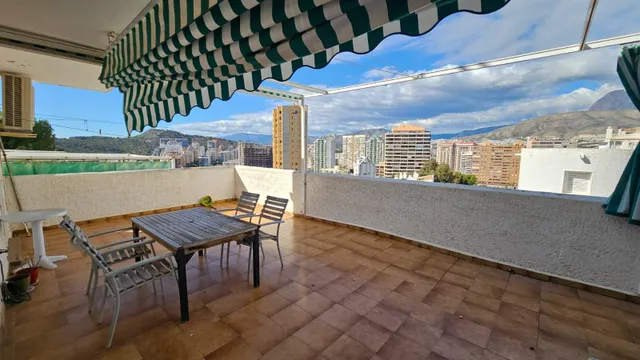 Apartamento de tres dormitorios en Montbenidorm — 3