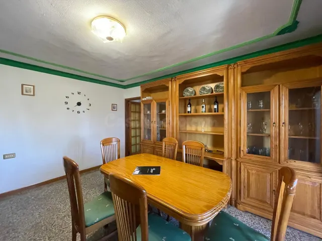 ¡AMPLIO Y LUMINOSO PISO DE 4 habitaciones EN LA CUESTA! - foto 4