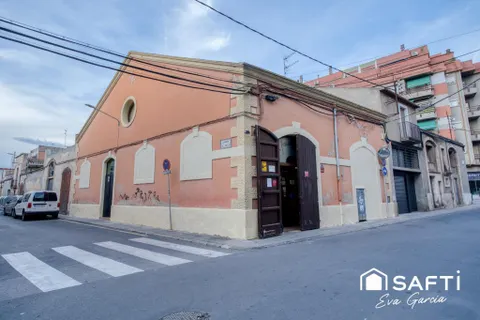 Un edificio entero por 380.000€ en Vilafranca del Penedès con potencial para 6 viviendas