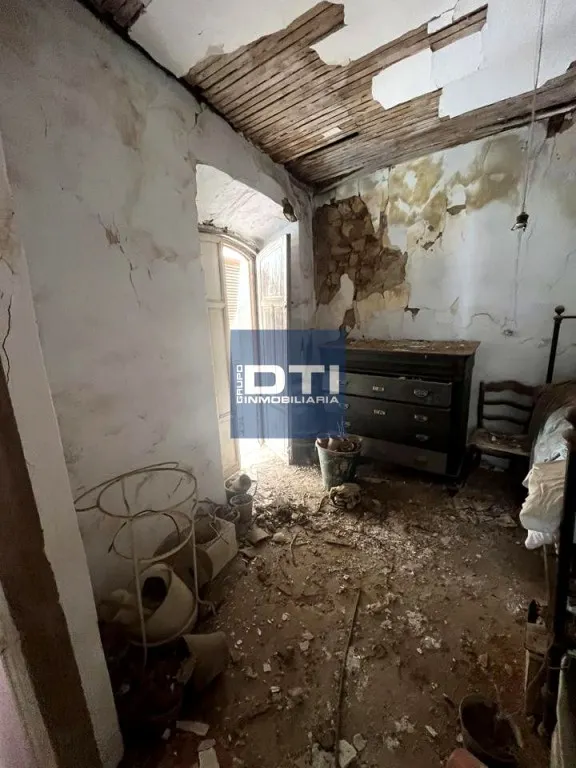 CASA DE PUEBLO EN EL CENTRO DE CORTEGANA — 34