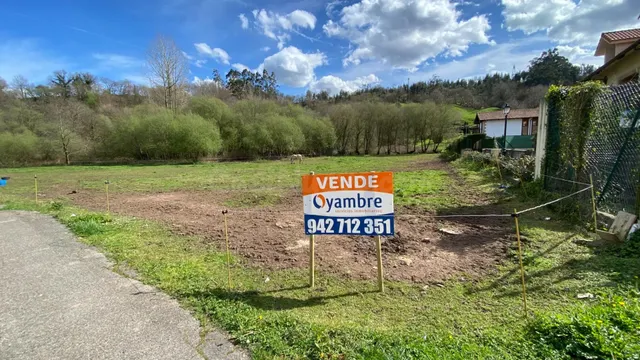 Parcela 6336m² en venta - Caranceja