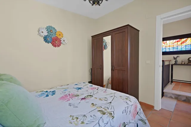 Adosado de Ensueño en Torreblanca: Luz, Espacio y Confort — 22