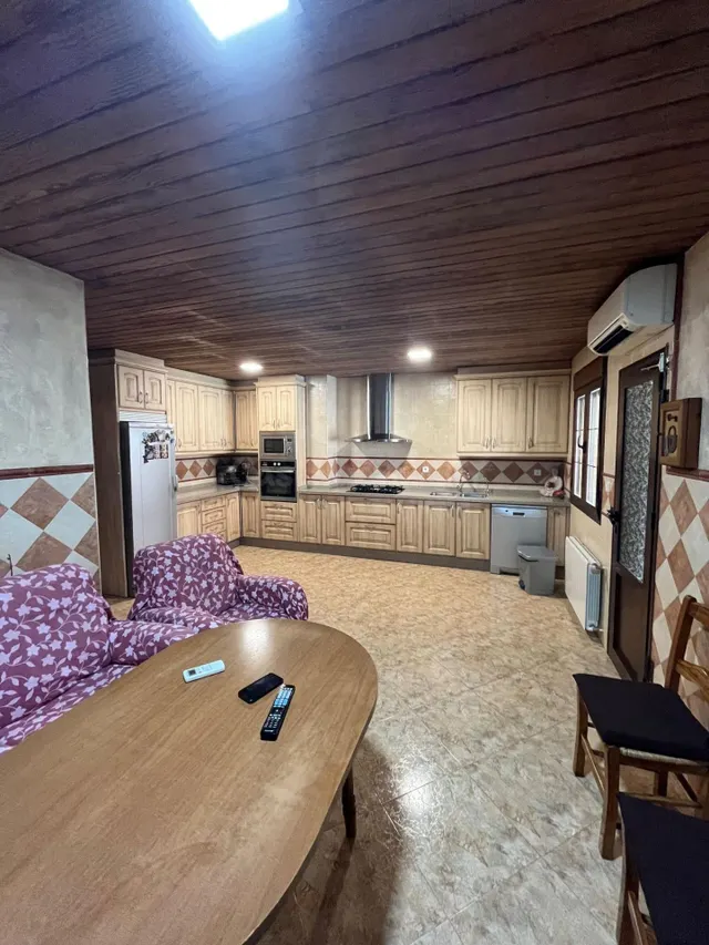 ESPECTACULAR Y LUJOSA CASA SITUADA EN VILLANUEVA MESIA CON 3 - foto 4